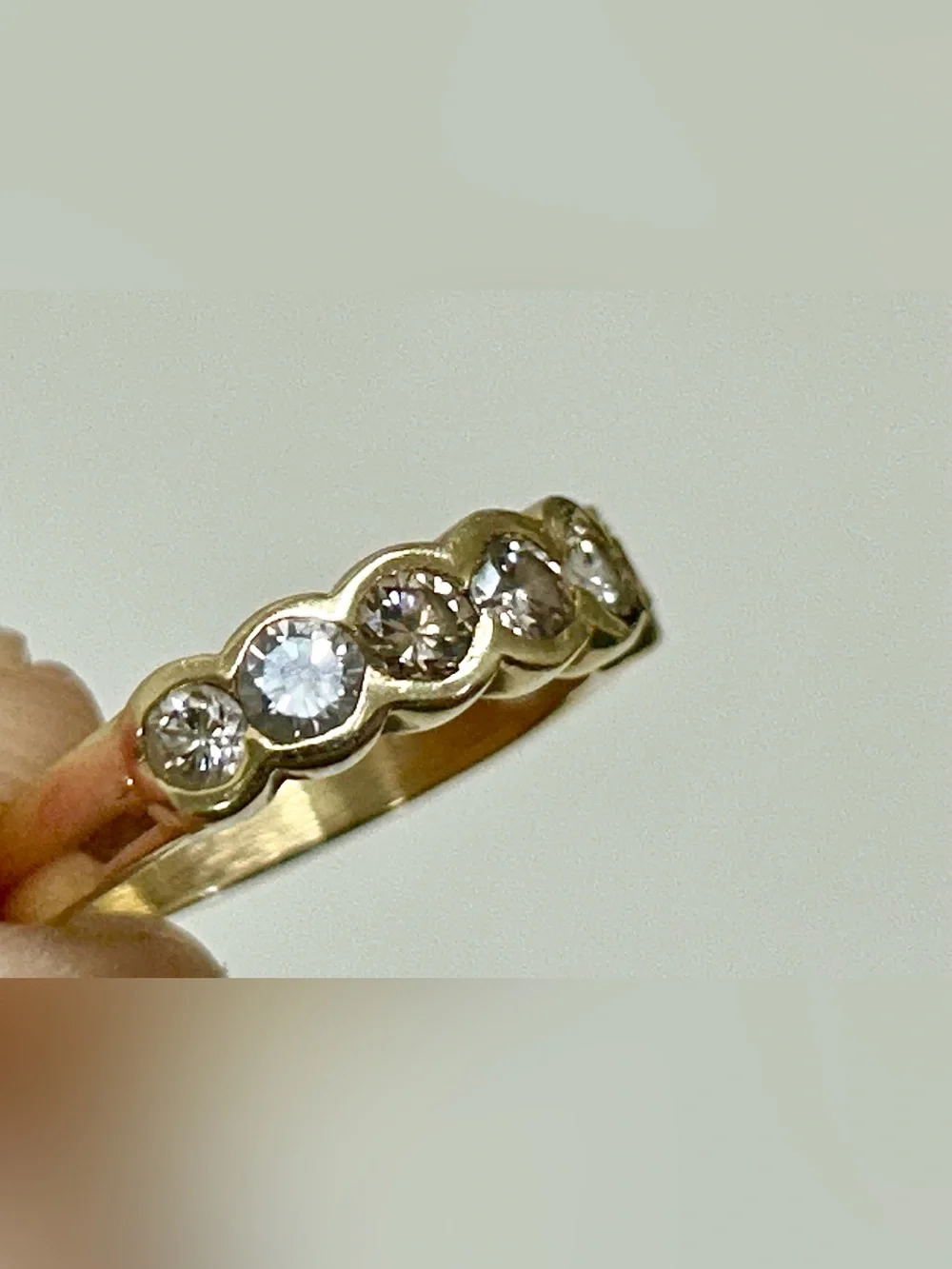 Vintage 14 Karat Gold 6 Bezel Set Diamond Ring